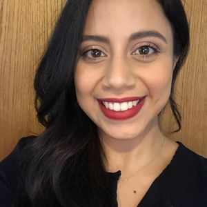 Meet your Posher, Debbie